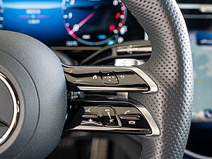 Mercedes-Benz E 200 4M AMG Sport Advanced Superscreen 16 navigation
