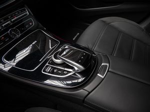 Mercedes-Benz E 63 AMG T 4M+ Vmax Wide Distr LED HUD Navi S 21 navigation