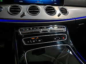 Mercedes-Benz E 300 de 4M T Exclusive 12 navigation