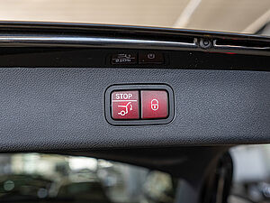 Mercedes-Benz E 200 T AMG Sport Advanced Plus 29 navigation