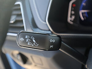 Volkswagen T-Cross Style 1.0 l TSI 29 navigation