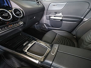 Mercedes-Benz GLA 180 Progressive Advanced 16 navigation