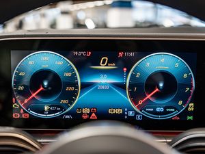 Mercedes-Benz GLS 580 4M AMG Sport AHK Distr. LED Pano HUD 17 navigation