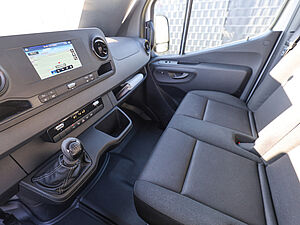 Mercedes-Benz Sprinter 317 CDI L3H2 15 navigation