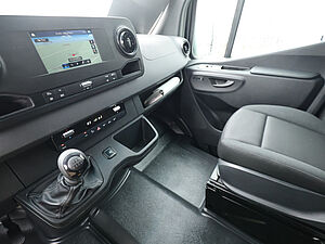 Mercedes-Benz Sprinter 317 CDI Behindertentransport Tourer L2H2 16 navigation