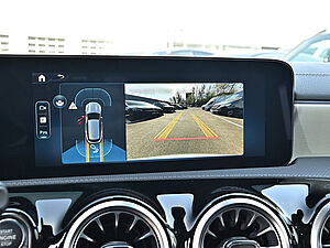 Mercedes-Benz CLA 250 e SB AMG Line 10 navigation