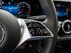 Mercedes-Benz B 220 4M Progressive Advanced 16 navigation