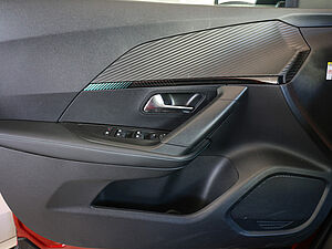 Peugeot 2008 2008e Allure Pack 31 navigation