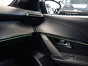 Peugeot 208 GT PureTech 100 17 navigation
