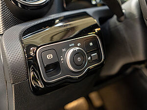 Mercedes-Benz A 250 e Progressive 19 navigation