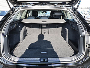 Volkswagen Passat Variant Business 1,5 l eTSI DSG 32 navigation