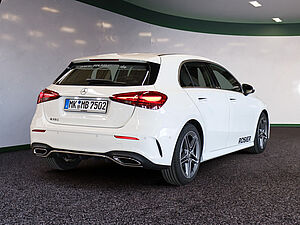 Mercedes-Benz A 180 AMG Advanced Plus 3 navigation