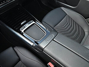 Mercedes-Benz B 200 d Progressive 14 navigation