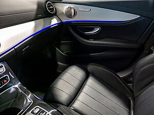 Mercedes-Benz E 300 de 4M T Exclusive 14 navigation