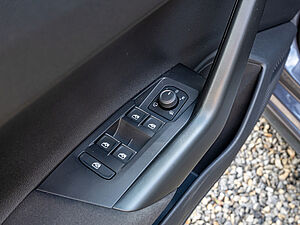 Volkswagen Polo GTI 2,0 l TSI DSG 27 navigation