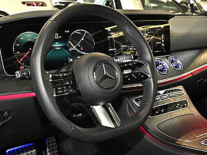 Mercedes-Benz E 200 Coupé AMG Line 27 navigation