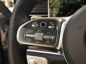 Mercedes-Benz GLE 350 e 4M AMG Line 17 navigation
