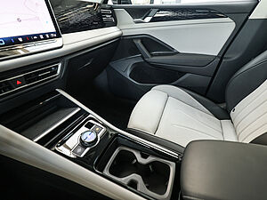 Volkswagen Tiguan Elegance 2,0 l TDI DSG 22 navigation