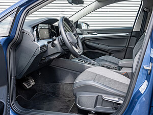 Volkswagen Golf VIII Variant Goal 2,0 l TDI DSG 27 navigation