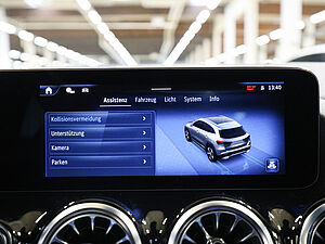 Mercedes-Benz GLA 180 AMG Sport Advanced Plus 12 navigation