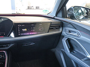 Audi Q5 SUV TDI quattro 9 navigation