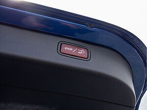 Mercedes-Benz C 300 e T Avantgarde Advanced 27 navigation