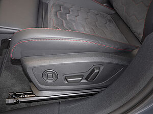 Audi S6 Avant e-tron 18 navigation