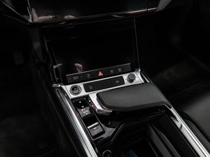Audi e-tron Sportback S line 55 quattro 13 navigation