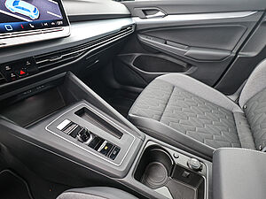 Volkswagen Golf VIII Variant Goal 2,0 l TDI DSG 19 navigation