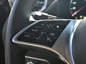Mercedes-Benz B 250 e Progressive 17 navigation