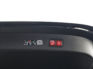 Mercedes-Benz GLC 220 GLC 220d 4Matic Edition AMG Line 32 navigation