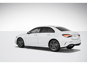 Mercedes-Benz A 220 d Limo AMG Sport Advanced Plus 13 navigation