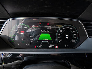 Audi Q8 e-tron Q8 S line 50 e-tron quattro 20 navigation