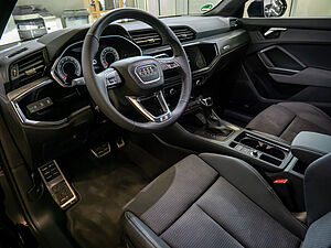 Audi Q3 S line 35 TFSI 6 navigation