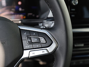 Volkswagen T-Cross Life 1.0 l TSI DSG 19 navigation