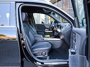 Mercedes-Benz GLB 200 GLB 200d AMG Line 2 navigation