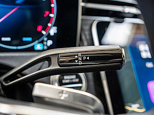 Mercedes-Benz E 200 T Avantgarde Advanced Plus 17 navigation
