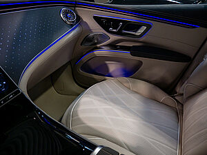 Mercedes-Benz EQS 450+ AMG Line 12 navigation