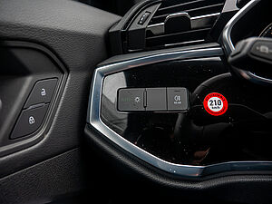 Audi Q3 S line 35 TDI quattro S tronic 22 navigation