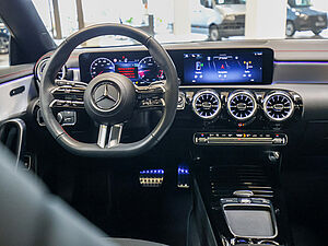 Mercedes-Benz CLA 250 SB 4M AMG Sport Premium 9 navigation