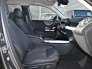 Mercedes-Benz GLB 200 d 2 navigation