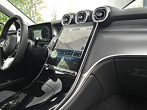 Mercedes-Benz GLC 300 e 4M Avantgarde Advanced Plus 9 navigation