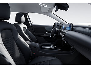 Mercedes-Benz A 180 Progressive Advanced 8 navigation