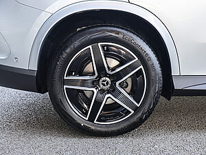 Mercedes-Benz GLC 220 d 4M Edition AMG Line 5 navigation