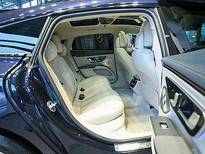 Mercedes-Benz EQS 580 4M AMG Line 4 navigation
