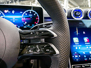 Mercedes-Benz C 220 d T AMG Line 13 navigation