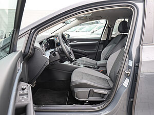 Volkswagen Golf VIII Variant Goal 2,0 l TDI DSG 11 navigation