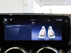 Mercedes-Benz GLB 200 d 4M Progressive Advanced 13 navigation