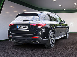 Mercedes-Benz GLC 220 GLC 220d 4Matic Edition AMG Line 3 navigation
