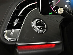Mercedes-Benz E 200 T Avantgarde Advanced Plus 22 navigation